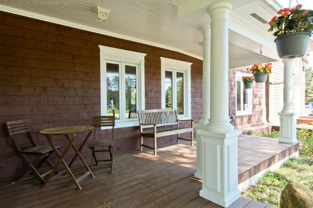 Auberge La Raveaudiere Норт Хатли Екстериор снимка